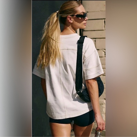 NWOT Free People Movement Post Up High V-Neck Tee Paris Medium cream and Red - Picture 4 of 11